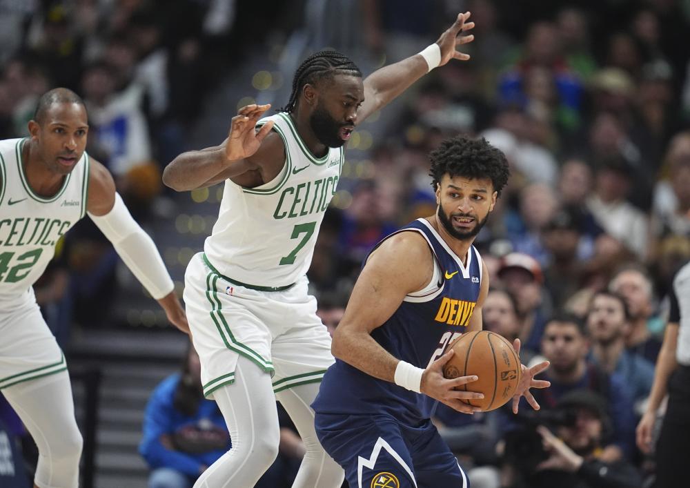 果断起脚 果断起脚