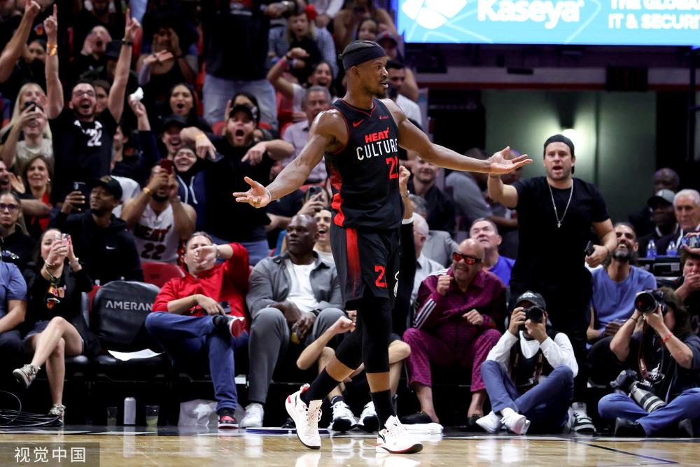 被迫离开 被迫离开