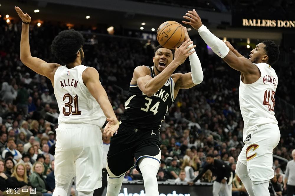 许正走在同 许正走在同