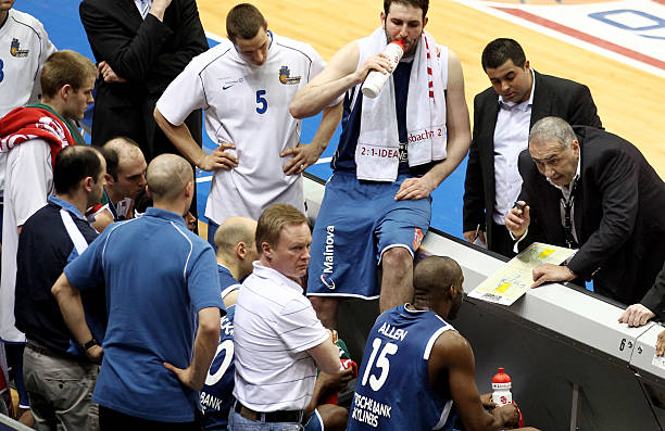 年龄优势 年龄优势